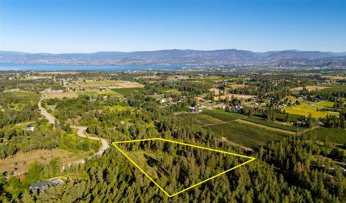 4415 Hayes Road, Kelowna, BC 