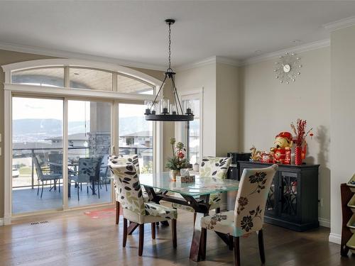 5639 Jasper Way, Kelowna, BC - Indoor Photo Showing Dining Room