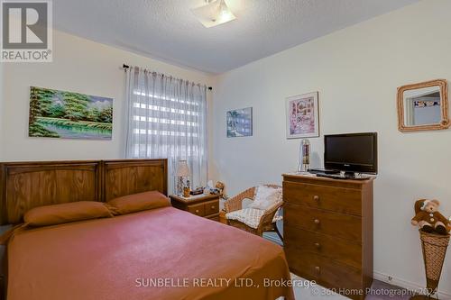 22 - 29 Goldenlight Circle, Brampton, ON - Indoor Photo Showing Bedroom