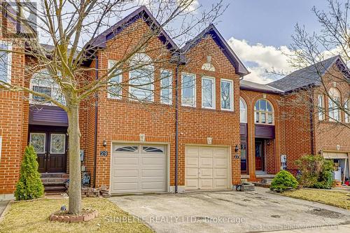 22 - 29 Goldenlight Circle, Brampton, ON - Outdoor With Facade