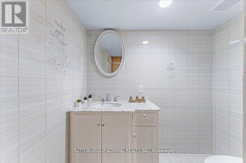 241 Derrydown Road, Toronto, ON - Indoor Photo Showing Bathroom