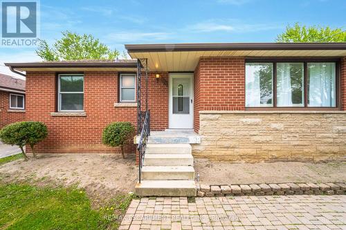 327 East 16Th Street, Hamilton, ON - Outdoor With Exterior