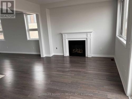 848 Sobeski Avenue, Woodstock, ON - Indoor Photo Showing Living Room With Fireplace