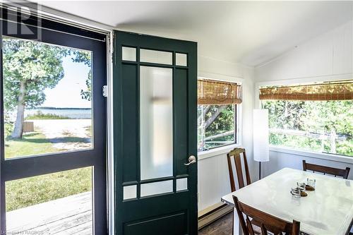 251 Shoreline Avenue, Oliphant, ON - Indoor Photo Showing Dining Room