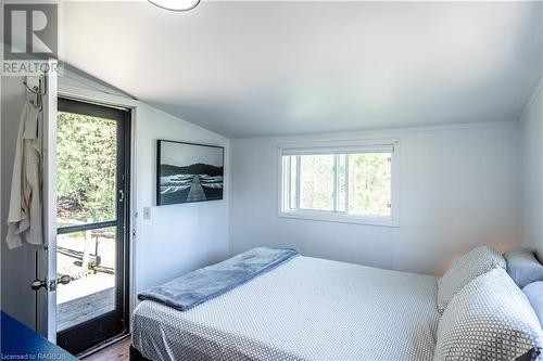 251 Shoreline Avenue, Oliphant, ON - Indoor Photo Showing Bedroom