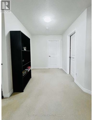 27 Swenson Street, New Tecumseth, ON - Indoor Photo Showing Other Room
