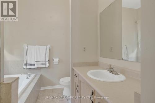 1963 Romina Court, Innisfil (Alcona), ON - Indoor Photo Showing Bathroom