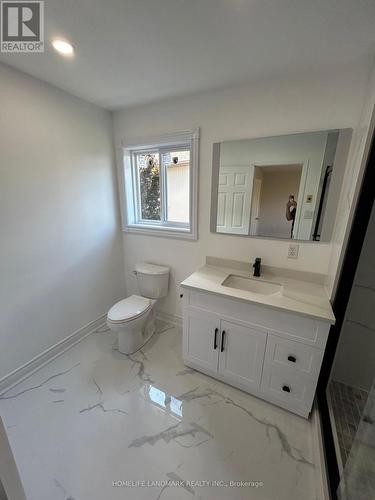 5421 Coldspring Way, Mississauga, ON - Indoor Photo Showing Bathroom