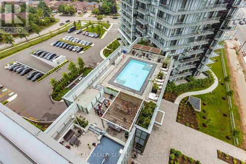 1106 - 4675 Metcalfe Avenue, Mississauga, ON - Outdoor With View