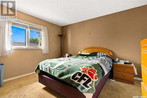 3031 Ford Street E, Regina, SK - Indoor Photo Showing Bedroom