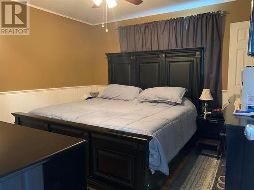 9437 6 Street, Dawson Creek, BC - Indoor Photo Showing Bedroom