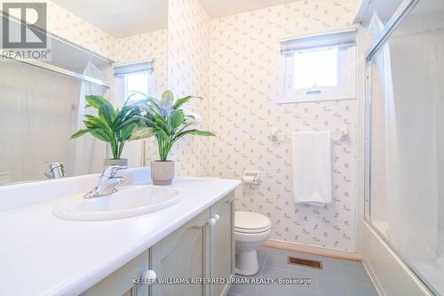 104 Bernard Avenue, Richmond Hill, ON - Indoor Photo Showing Bathroom