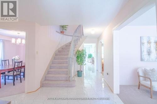 104 Bernard Avenue, Richmond Hill, ON - Indoor Photo Showing Other Room