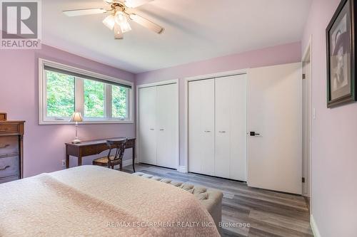 7575 Milburough Line, Milton, ON - Indoor Photo Showing Bedroom