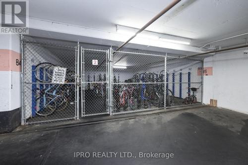 701 - 22 Hanover Road, Brampton, ON - Indoor Photo Showing Garage