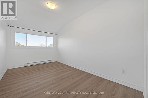 18 - 73 Driftwood Avenue, Toronto, ON - Indoor Photo Showing Other Room