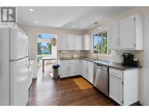 2082 Manuel Road, West Kelowna, BC - Indoor Photo Showing Kitchen With Double Sink