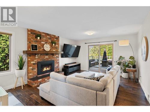 2082 Manuel Road, West Kelowna, BC - Indoor Photo Showing Living Room With Fireplace