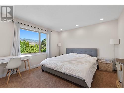 2082 Manuel Road, West Kelowna, BC - Indoor Photo Showing Bedroom