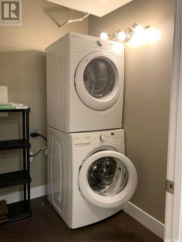 103 415 Maningas Bend, Saskatoon, SK - Indoor Photo Showing Laundry Room