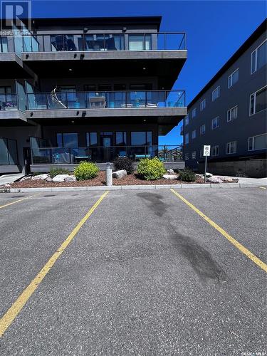 103 415 Maningas Bend, Saskatoon, SK - Outdoor With Balcony With Facade