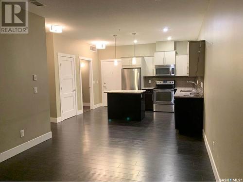 103 415 Maningas Bend, Saskatoon, SK - Indoor Photo Showing Kitchen With Stainless Steel Kitchen