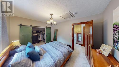 2266 Quebec Street, Regina, SK - Indoor Photo Showing Bedroom