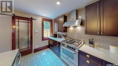 2266 Quebec Street, Regina, SK - Indoor Photo Showing Kitchen