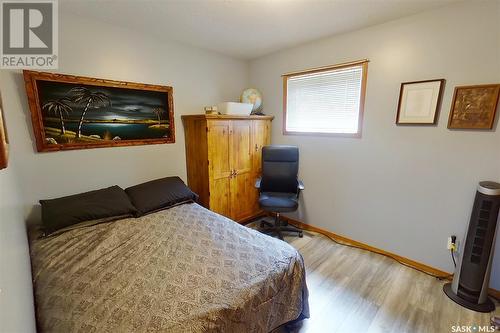 B 1309 98Th Street, Tisdale, SK - Indoor Photo Showing Bedroom