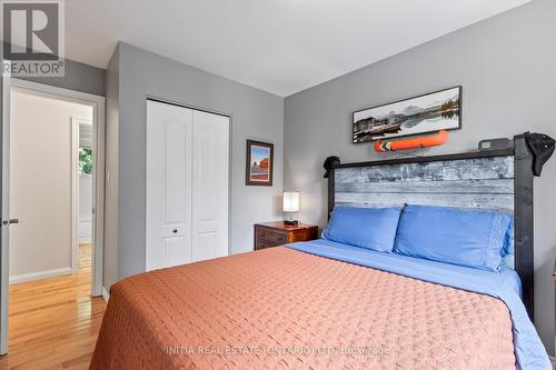 35 Paperbirch Crescent, London, ON - Indoor Photo Showing Bedroom