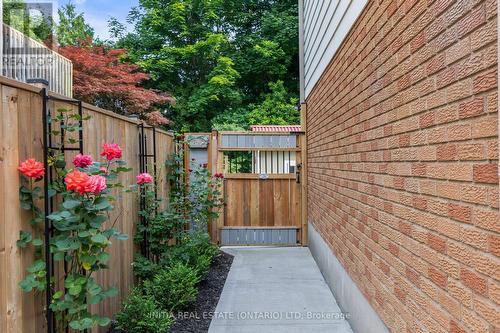 35 Paperbirch Crescent, London, ON - Outdoor With Exterior