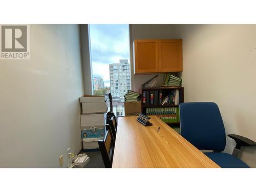 402 1055 W Broadway, Vancouver, BC 