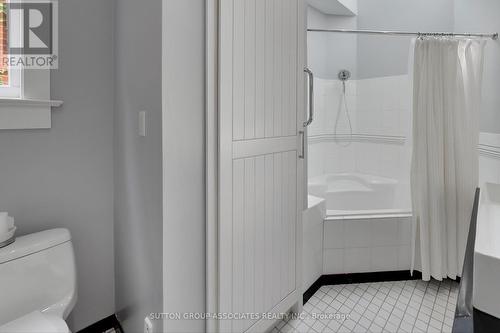 49 Melgund Road, Toronto, ON - Indoor Photo Showing Bathroom