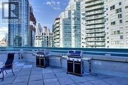 1009 - 10 Queens Quay W, Toronto, ON - Outdoor