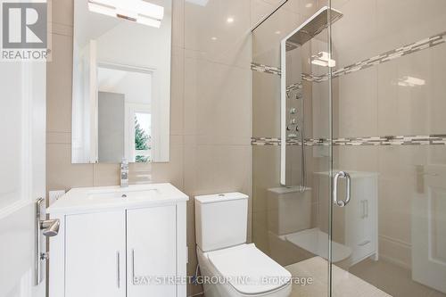 78 Kingsdale Avenue, Toronto (Willowdale East), ON - Indoor Photo Showing Bathroom