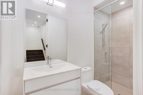 78 Kingsdale Avenue, Toronto, ON - Indoor Photo Showing Bathroom