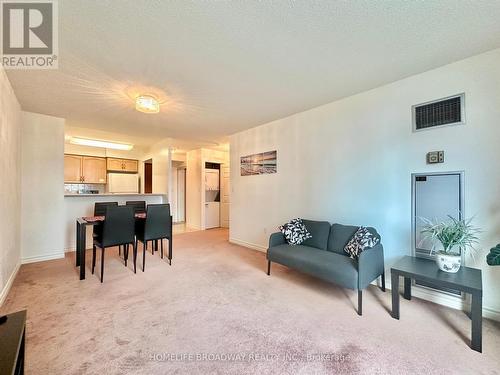 601 - 18 Pemberton Avenue, Toronto, ON - Indoor Photo Showing Living Room