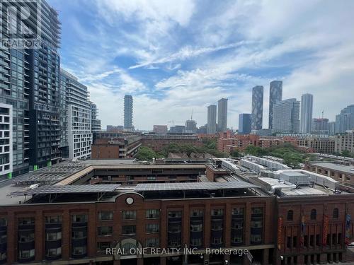 819 - 158 Front Street E, Toronto, ON - Outdoor With View