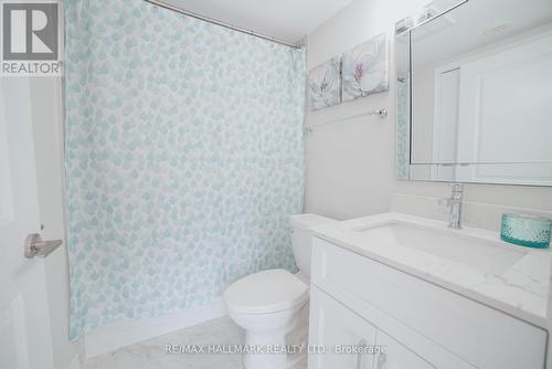 301 - 90 Orchid Place Drive, Toronto, ON - Indoor Photo Showing Bathroom