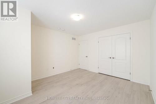 24 - 120 Vineberg Drive, Hamilton, ON - Indoor Photo Showing Other Room