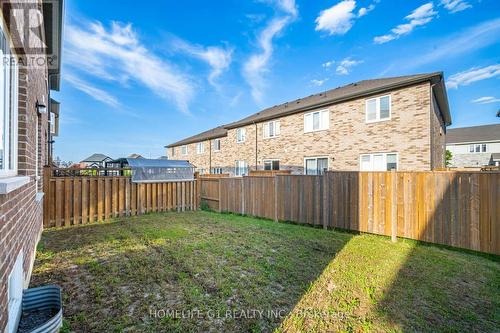 24 - 120 Vineberg Drive, Hamilton, ON - Outdoor