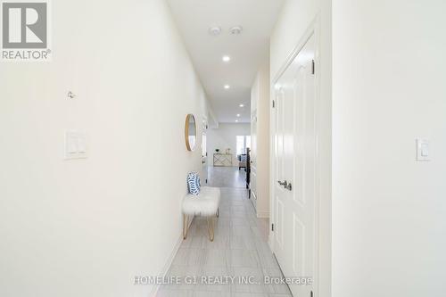 24 - 120 Vineberg Drive, Hamilton, ON - Indoor Photo Showing Other Room