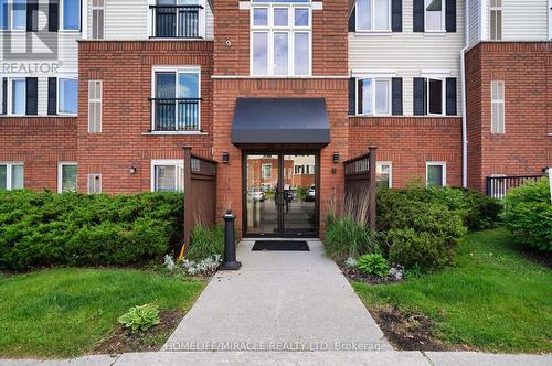 303 - 300 Spillsbury Drive, Peterborough, ON - Outdoor