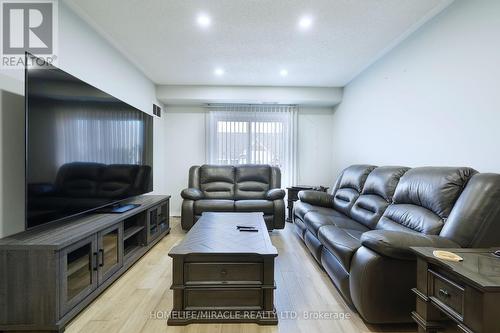 303 - 300 Spillsbury Drive, Peterborough, ON - Indoor Photo Showing Living Room