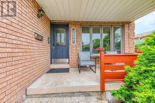 2577 Innisfil Road, Mississauga, ON - Outdoor With Deck Patio Veranda With Exterior