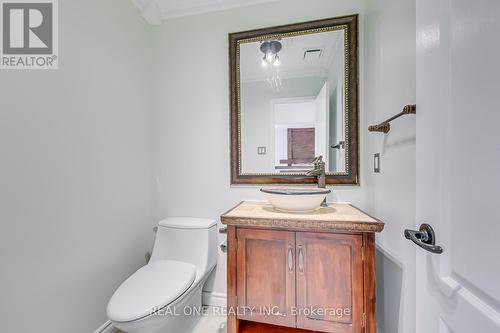 2577 Innisfil Road, Mississauga, ON - Indoor Photo Showing Bathroom