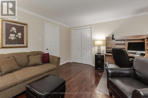 1232 Hammond Street, Burlington, ON - Indoor