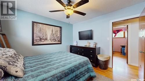 406 Argyle Street N, Regina, SK - Indoor Photo Showing Bedroom