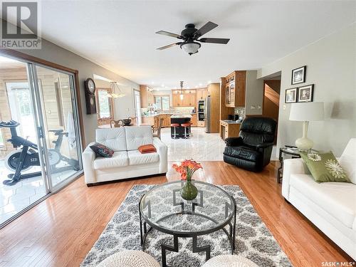 2 Evergreen Estates Drive, Meadow Lake, SK - Indoor Photo Showing Living Room