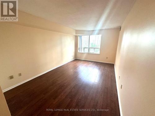 711 - 335 Webb Drive, Mississauga, ON - Indoor Photo Showing Other Room